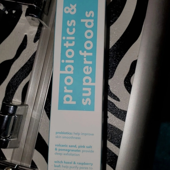 Tula Skincare So Poreless - Picture 5 of 5